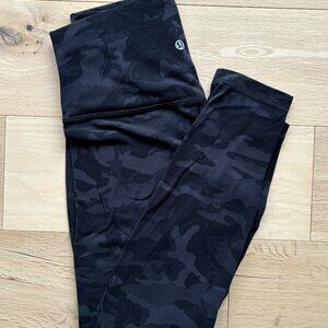 LULULEMON Women's Align 7/8 Leggings Black + Grey Camo print size 6 (small)